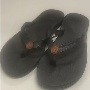 Reef Black and Brown Women's Sandals / flip flops size 11